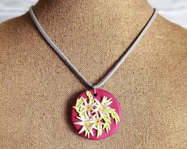 Alternate image for White Daisy Polymer Clay Pendant