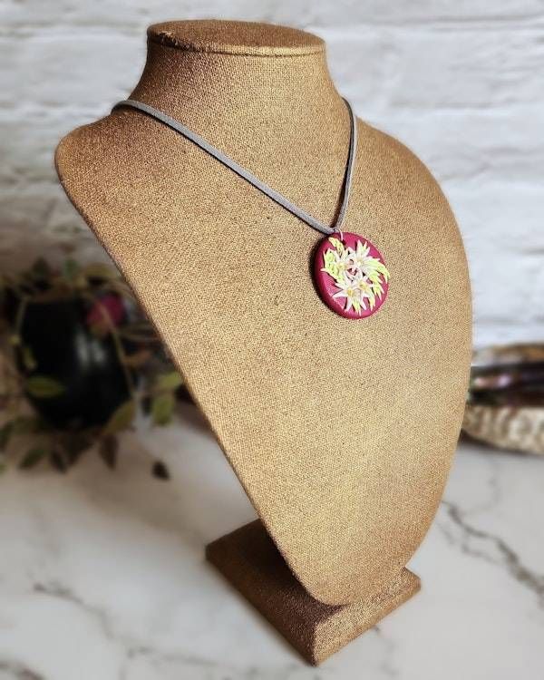 Alternate image for White Daisy Polymer Clay Pendant