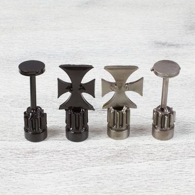 Alternate image for Unique Recycled Auto Part Chess Set Recycling Challenge