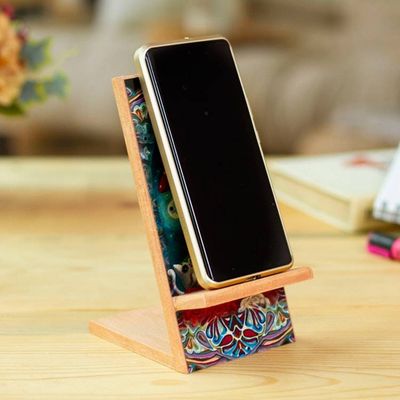 Alternate image for Day of the Dead Themed Phone Stand Catrina Romance