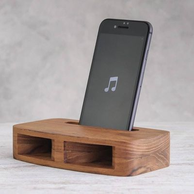 Alternate image for Two-Horn Teak Wood Phone Speaker from Thailand Teak Decibel