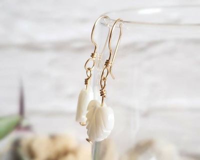 Alternate image for Mother of Pearl Leaf Earrings