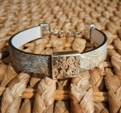 Alternate image for Swirl Leather Bracelet