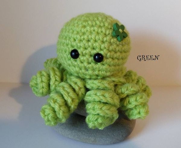 Alternate image for Amigurumi Mini Octopus