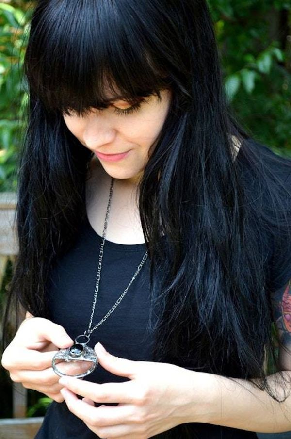 Alternate image for Magnifying Glass Necklace for Women, Magnifier Pendant, Useful Unisex Reading Aid Jewelry, Obsidian Inset