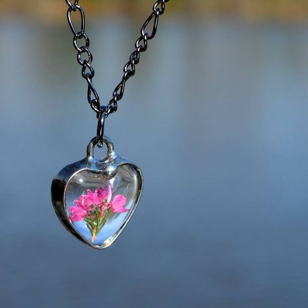 Alternate image for Pressed Flower Necklace for Women, Dainty Heather Heart Pendant Charm, Glass not Resin, Real Pink Wildflowers