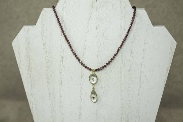 Alternate image for Faceted Garnet and Prasiolite Inlayed Necklace