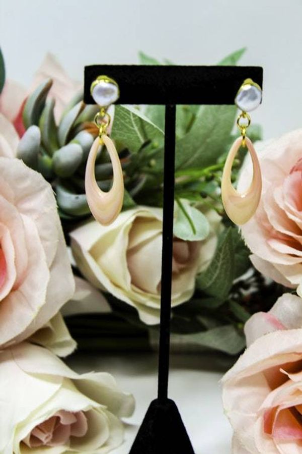 Alternate image for Pink Queen Conch and Freshwater Pearl Earrings