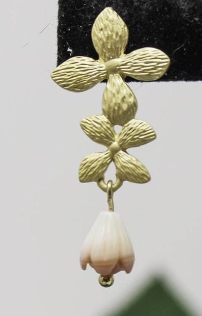Alternate image for Pink Queen Conch Carved Pikake Floral Earrings