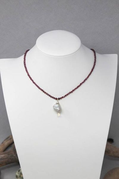 Alternate image for Faceted Graduated Red Garnet and Freshwater Pearl Necklace