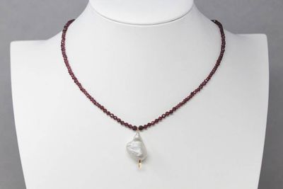Alternate image for Faceted Graduated Red Garnet and Freshwater Pearl Necklace