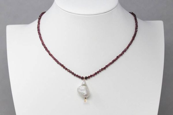 Alternate image for Faceted Graduated Red Garnet and Freshwater Pearl Necklace