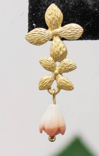 Alternate image for Pink Queen Conch Carved Pikake Floral Earrings