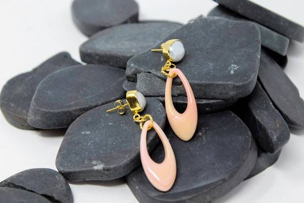 Alternate image for Pink Queen Conch and Freshwater Pearl Earrings
