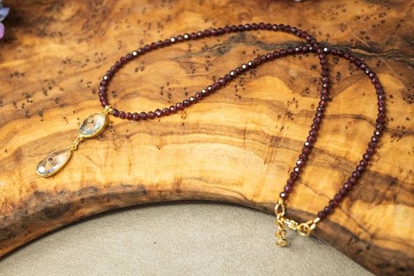 Alternate image for Faceted Garnet and Prasiolite Inlayed Necklace