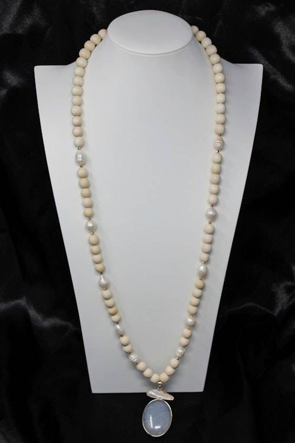 Alternate image for Coastal Wood and Pearl Statement Necklace