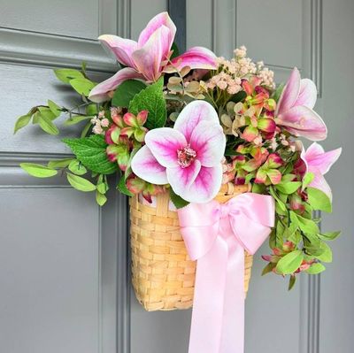 Primary image for Pink Magnolia Door Hanging Basket Arrangement
