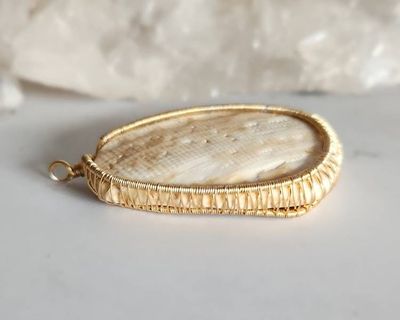 Alternate image for Reversible Wire Wrapped Shell Pendant