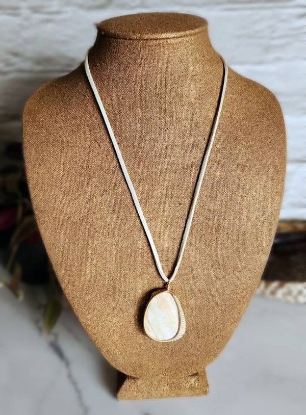 Alternate image for Reversible Wire Wrapped Shell Pendant