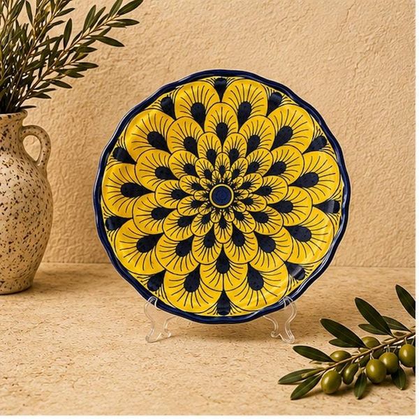 Alternate image for Stratificata Salad Plate | Hand-Painted Italian Salad Plate from Deruta
