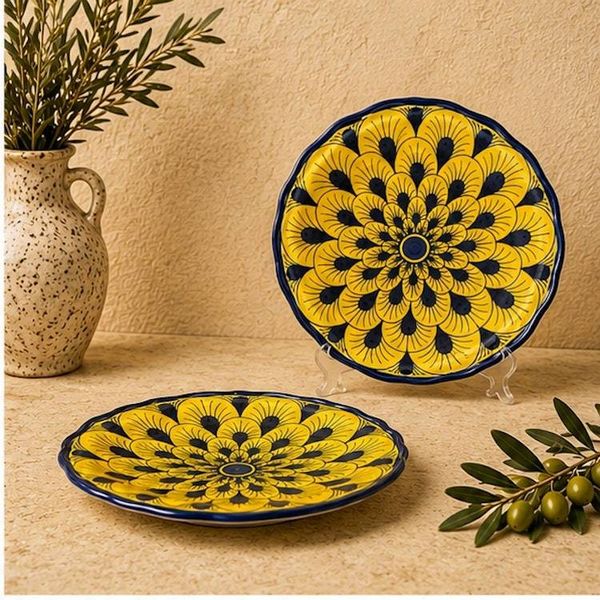 Alternate image for Stratificata Salad Plate | Hand-Painted Italian Salad Plate from Deruta