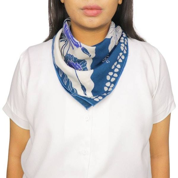 Alternate image for Full Hand Drawn Batik Tulis Bandana Authentic, 100% Soft Cotton, Hibiscus Poppy Flowers , Pagi Sore