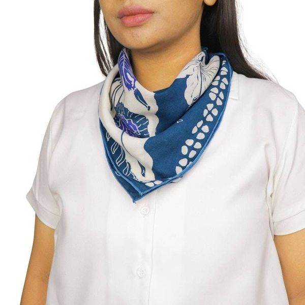 Alternate image for Full Hand Drawn Batik Tulis Bandana Authentic, 100% Soft Cotton, Hibiscus Poppy Flowers , Pagi Sore