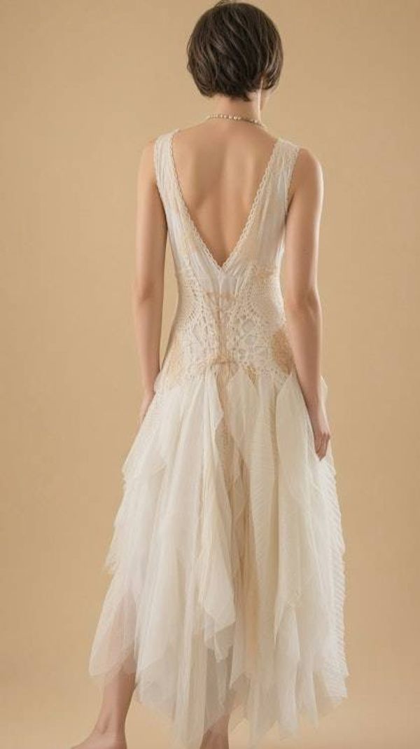 Alternate image for Vintage-Inspired ivory lace and tulle asymmetric evening or wedding dress