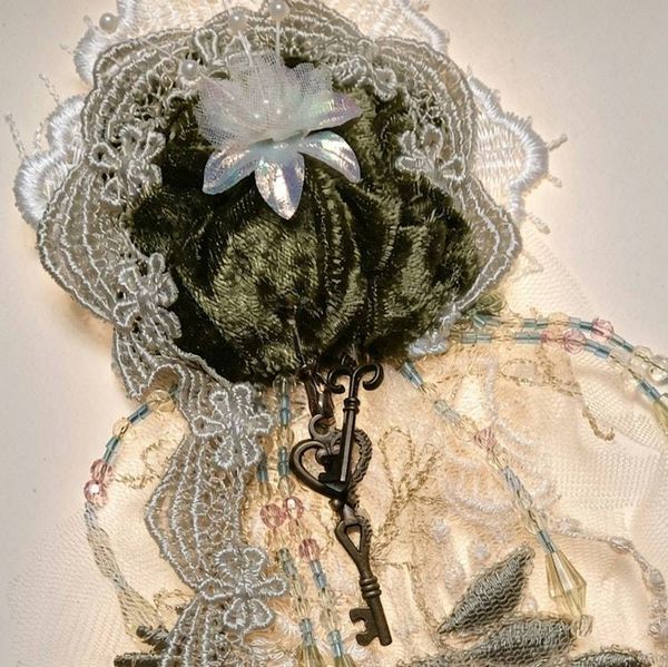 Alternate image for Delicate embroidered lace textile brooch pin with nature-inspired motifs