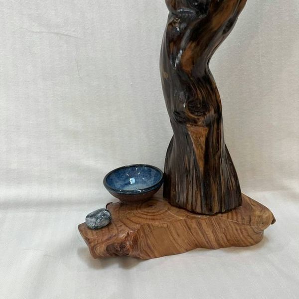 Alternate image for ‘Mountain Lion Evening Star Protector Hand-Shaped Nature Art From a Vintage Tree Root
