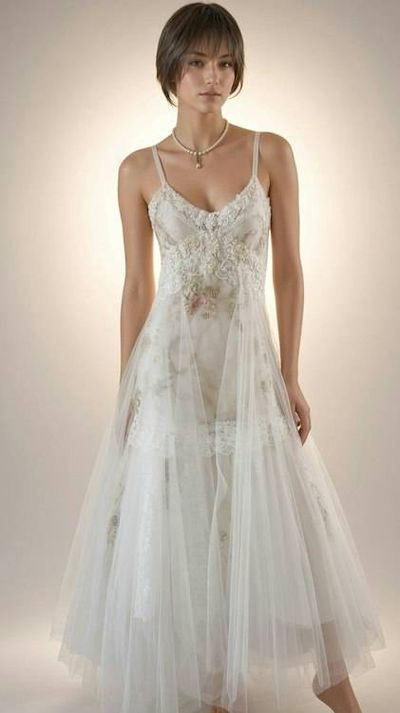 Alternate image for Ethereal Hand-Embroidered Tulle Evening Gown with Delicate Lace Appliqué