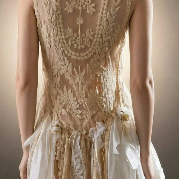 Alternate image for Vintage-Inspired handkerchief hem dress with lace and roses