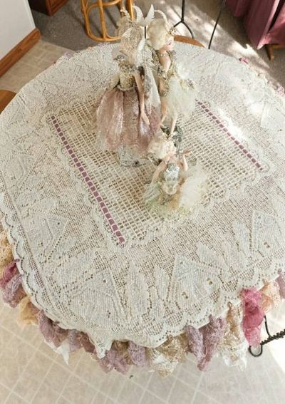 Alternate image for Romantic vintage lace table cloth with handcrafted fringe