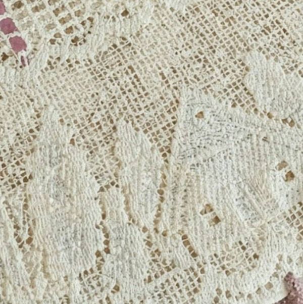 Alternate image for Romantic vintage lace table cloth with handcrafted fringe