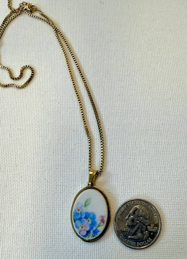 Alternate image for Broken Vintage Plate Forget-Me-Not necklace from reclaimed china, upcycled unique jewelry from crockery made into jewelry, original gift