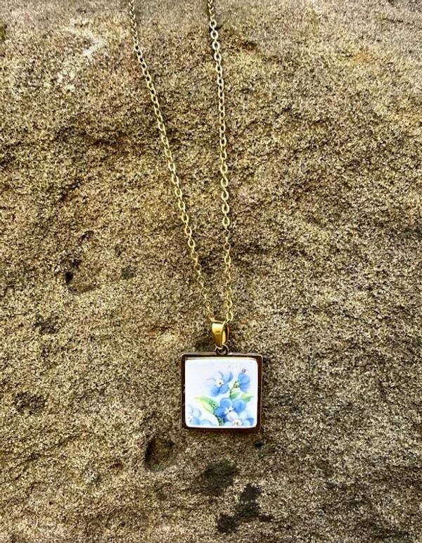 Alternate image for Vintage Broken China Pendant: Upcycled Porcelain Forget-Me-Not Flowers Necklace
