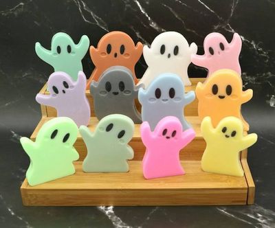 Primary image for Set of 6 Handmade Goofy Ghost Soaps. Goofy Ghost Soap Gifts, Favors, Treat or Treat Gifts for Halloween parties. Choose Soap Color, Scent, Packaging.