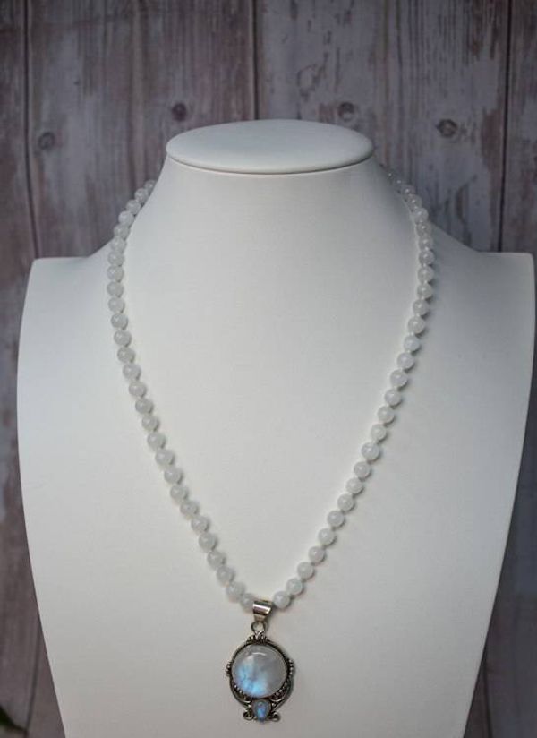 Alternate image for Lunar Veil Moonstone Necklace