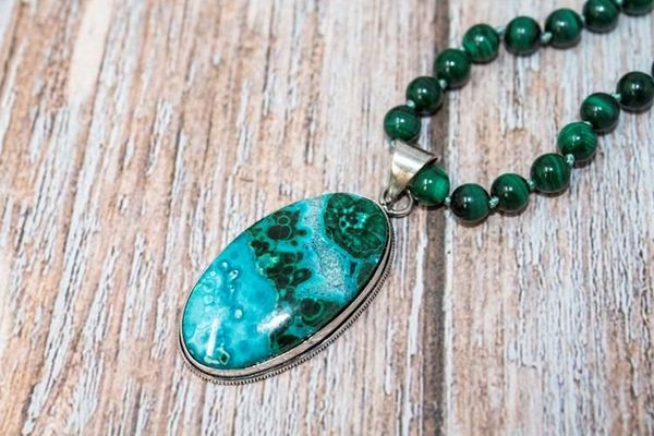 Alternate image for Verdant Waters Malachite and Chrysocolla Necklace