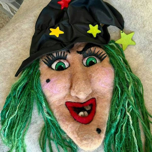 Alternate image for Large Handmade Needle Felted Witch Wall Hanging – Primitive Folk Art Halloween Decor – One of a Kind Wool Witch Face