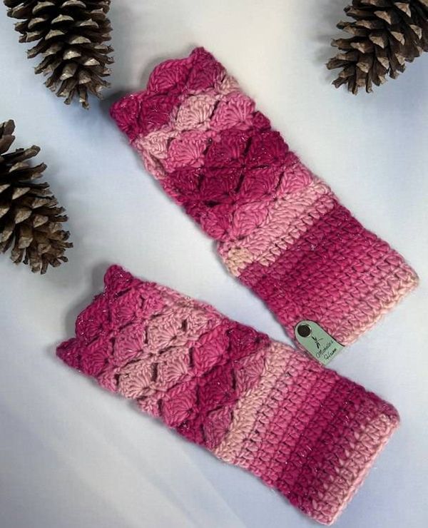 Alternate image for Rosewater Sparkle Fantail Shell Stitch Fingerless Gloves
