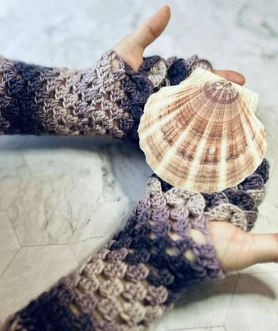 Alternate image for Crocheted Dragon Scale Fingerless Gloves Purple