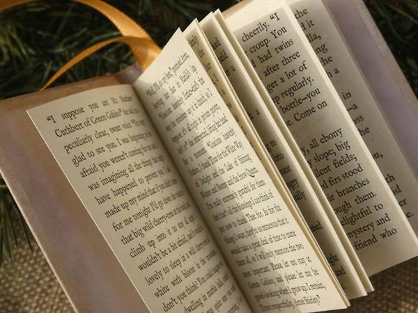 Alternate image for Anne of Green Gables - miniature book Christmas ornament