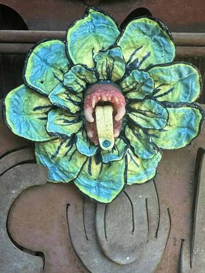 Alternate image for Polymer Clay Fang Flower Brooch
