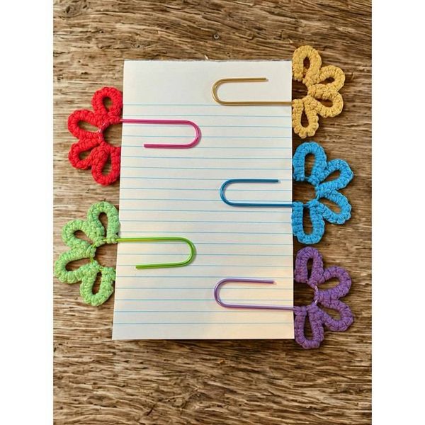 Alternate image for Jumbo Paperclip Bookmark - Macrame Flower Design