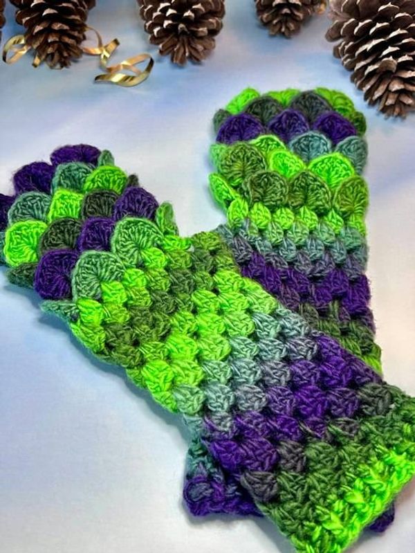 Alternate image for Crocheted Dragon Scale Fingerless Gloves Green Blueberry Large