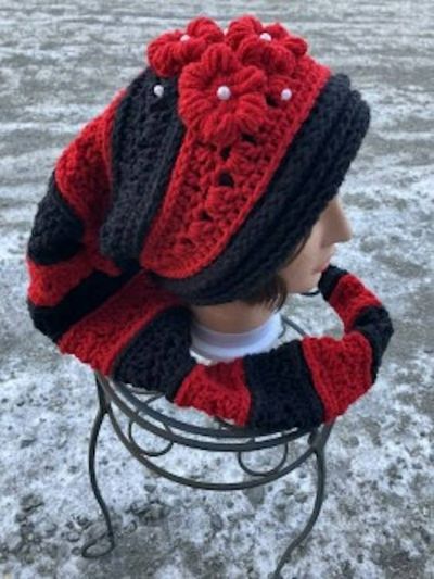 Primary image for Woman’s Extra Long Stocking Hat Black and Red