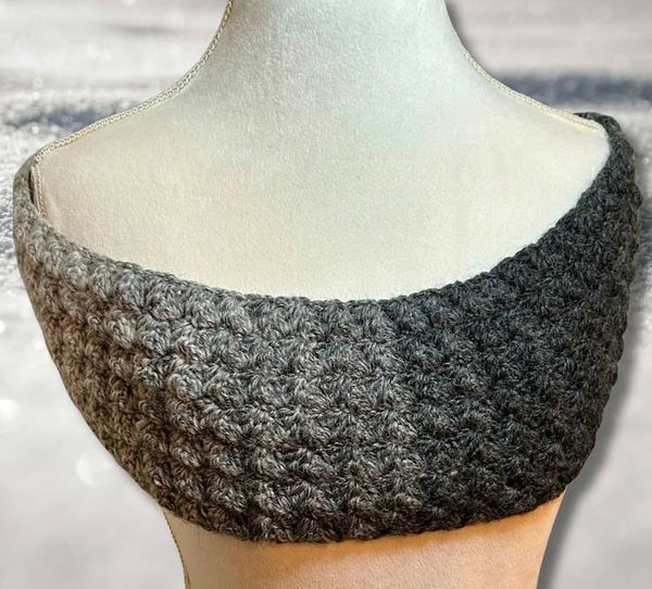 Alternate image for Gray Ombre Crocheted Cowl Scarf Soft Textured Acrylic Infinity Scarf