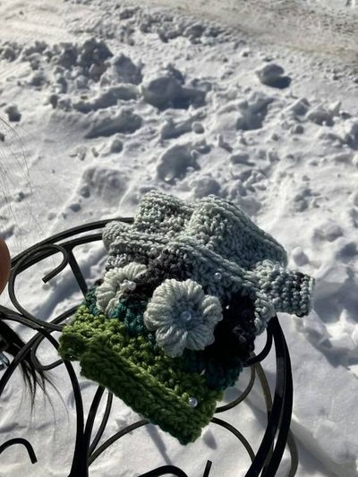 Alternate image for Woman’s Fingerless Gloves Green Black White and Gray