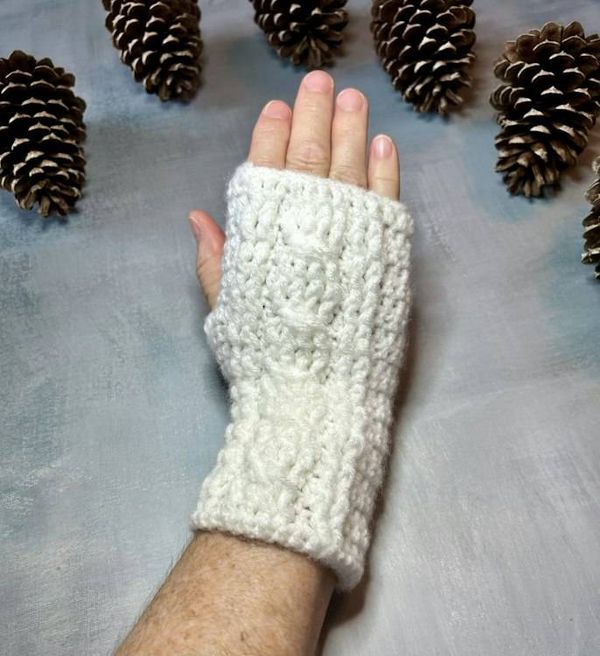 Alternate image for White Crocheted Cabled Wrist Warmers